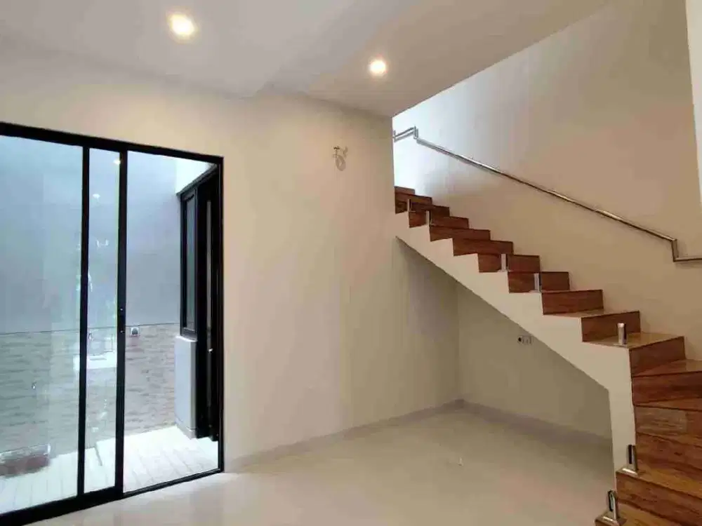 MODERN MINIMALIS RUMAH BARU MANYAR HANYA 2Man
