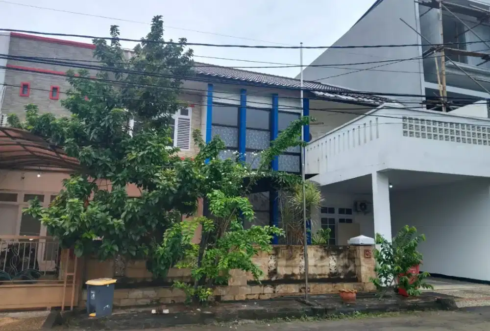 Jual Cepat Rumah 2 Lt Siap Huni
Harapan Indah Regency Harapan Indah