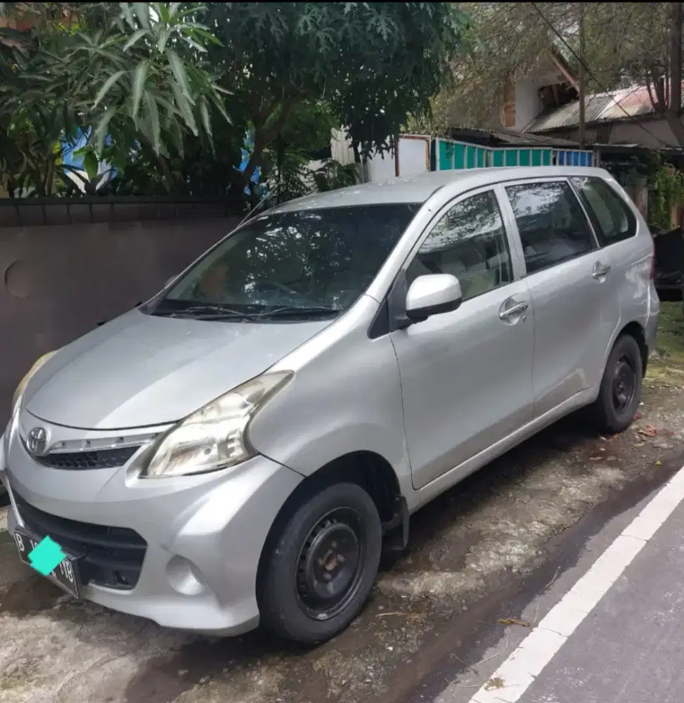 Toyota avanza tahun 2013