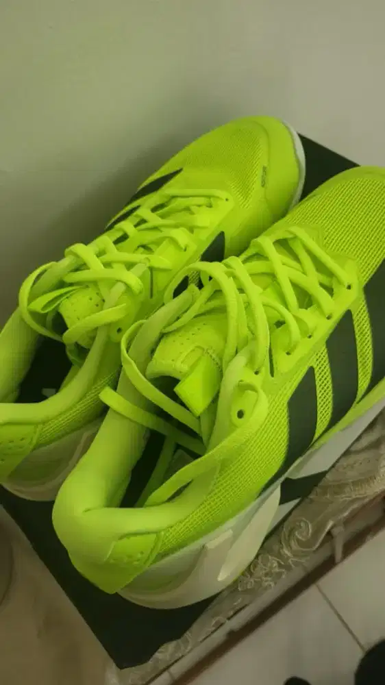 Sepatu tenis Adidas Adizero Ubersonic 5 W size 40