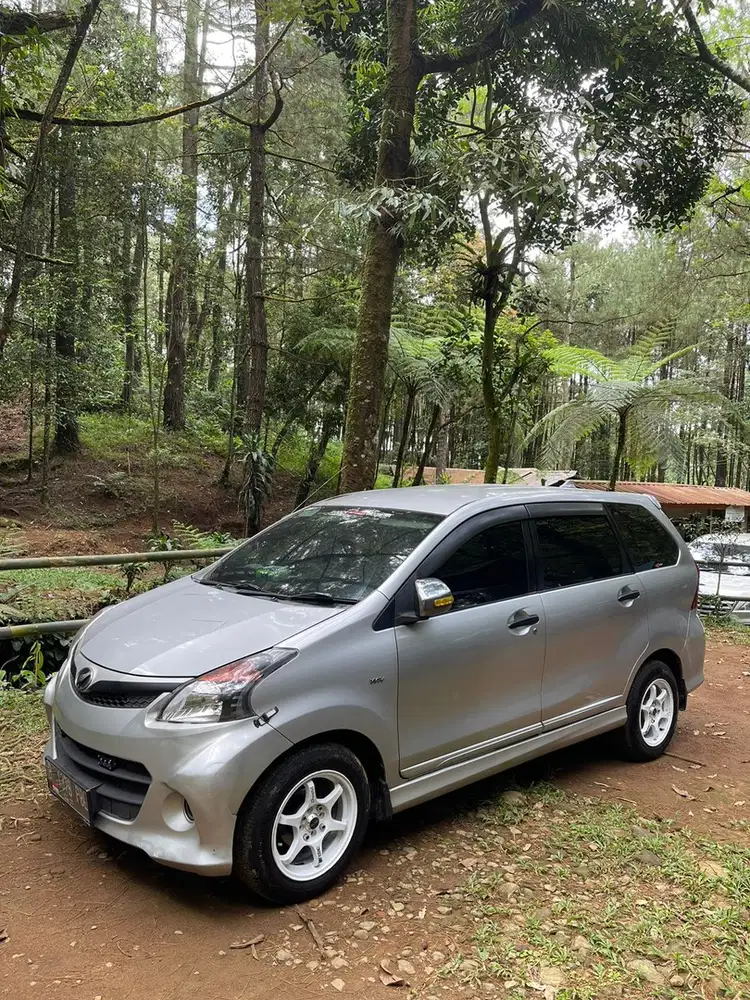 Toyota Avanza 2012 Bensin