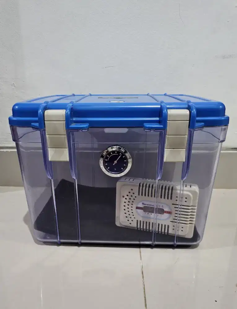 Dry Box Kamera & Perangkat Elektronik dengan Dehumidifier