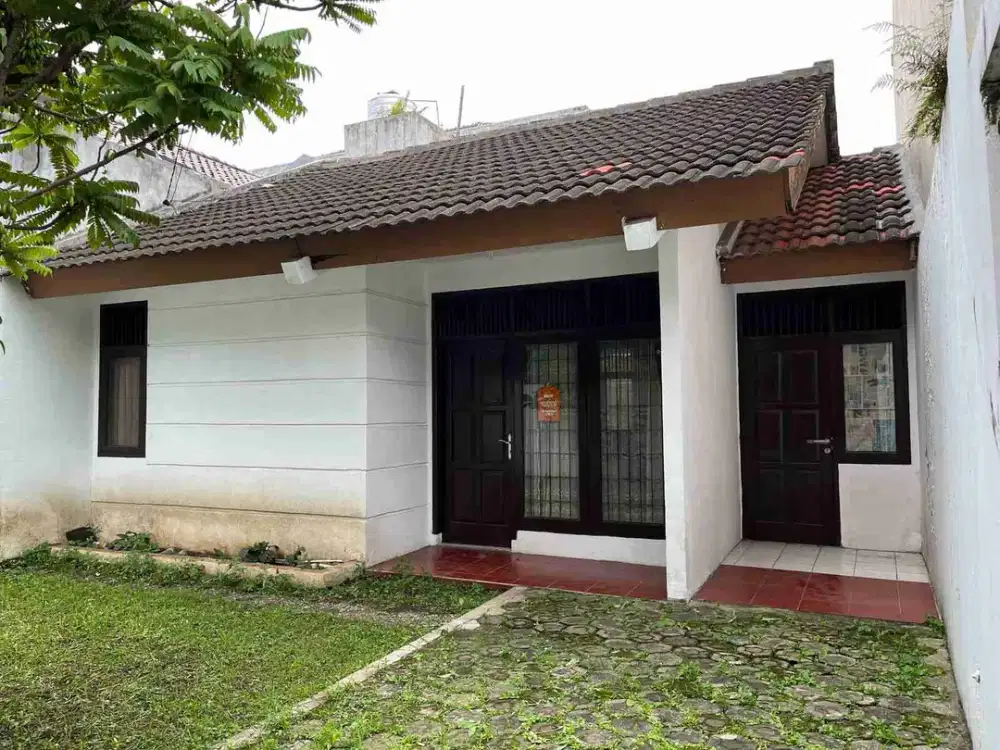 Disewakan Dijual Semi Furnished Rumah Antapani Siap Huni Dekat ke Arcamanik