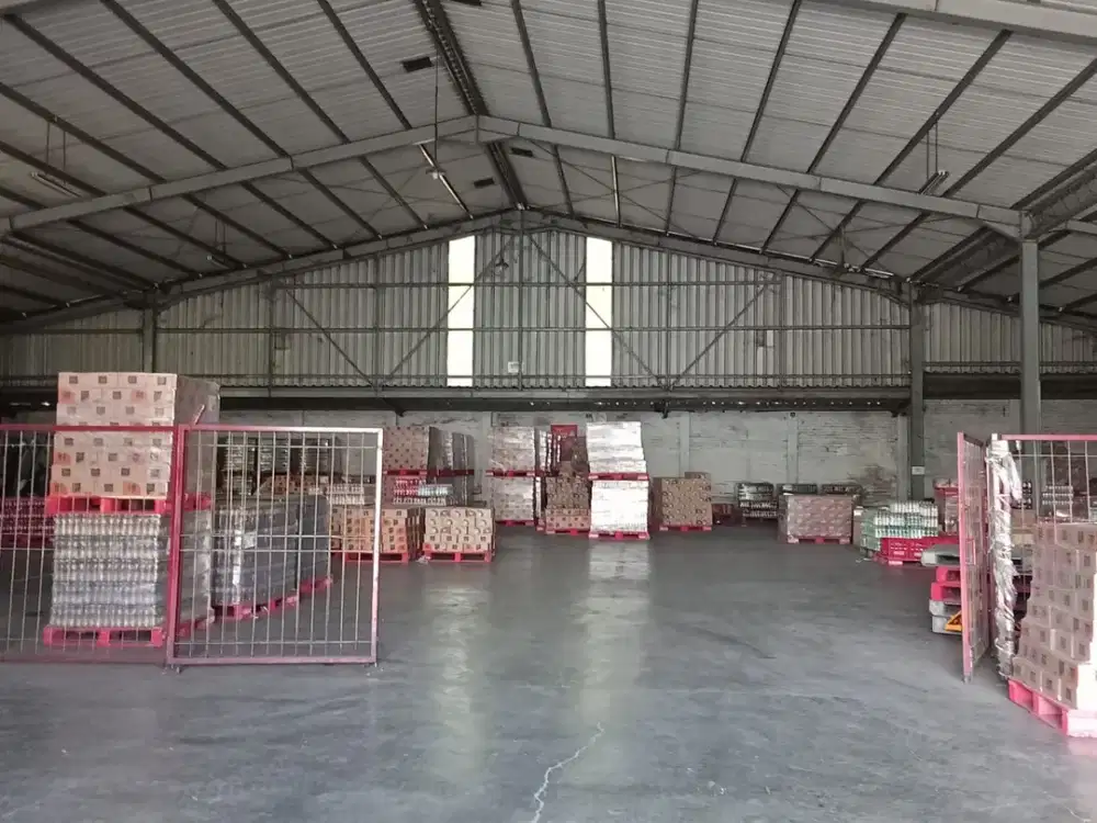 Disewakan Gudang siap pakai lokasi dekat tengah Kota Kawasan pergudangan Mainroad Soekarno Hatta Bandung