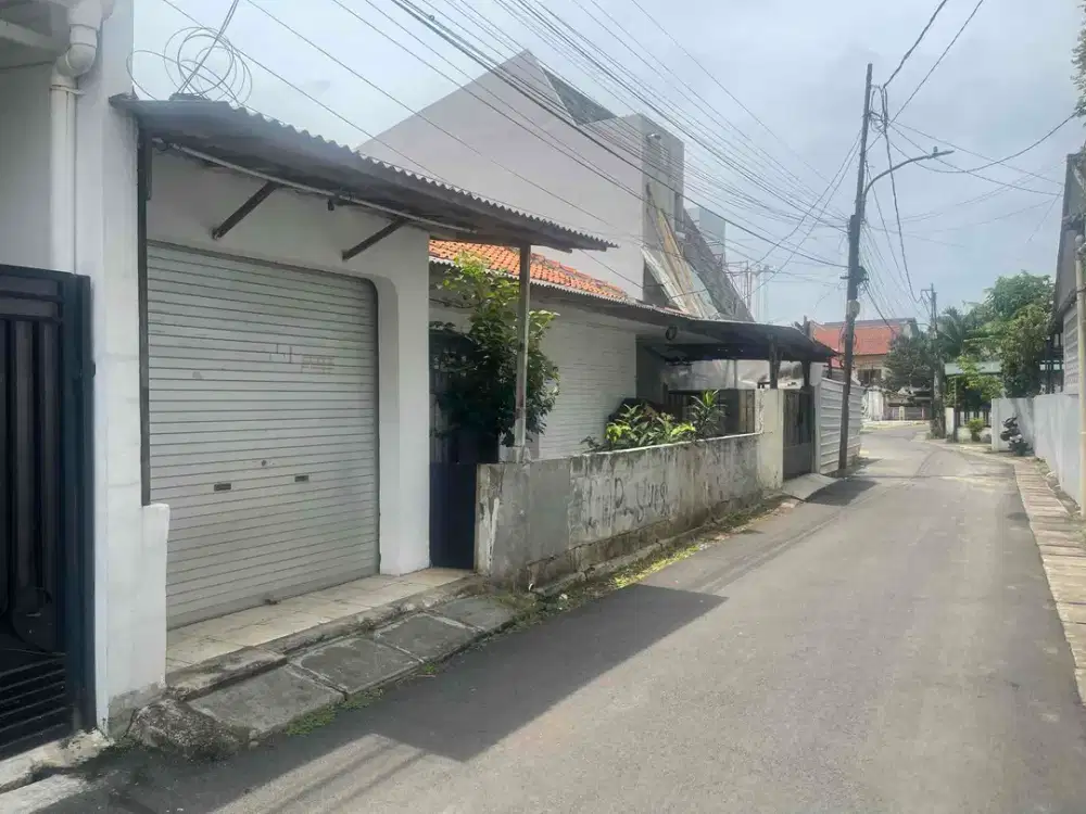 dijual rumah tua