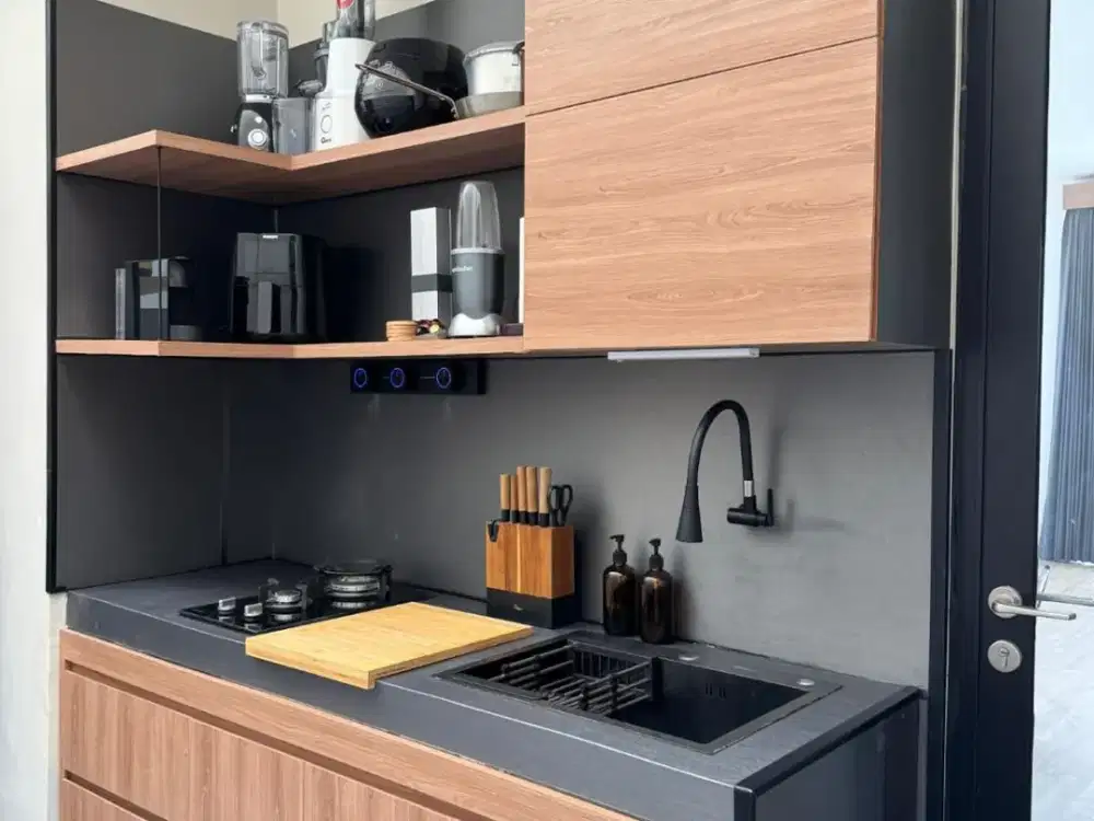 Rumah PIK 2 Ukuran 8x15 Hook Semi Furnish Lantai Vinyl Siap Huni