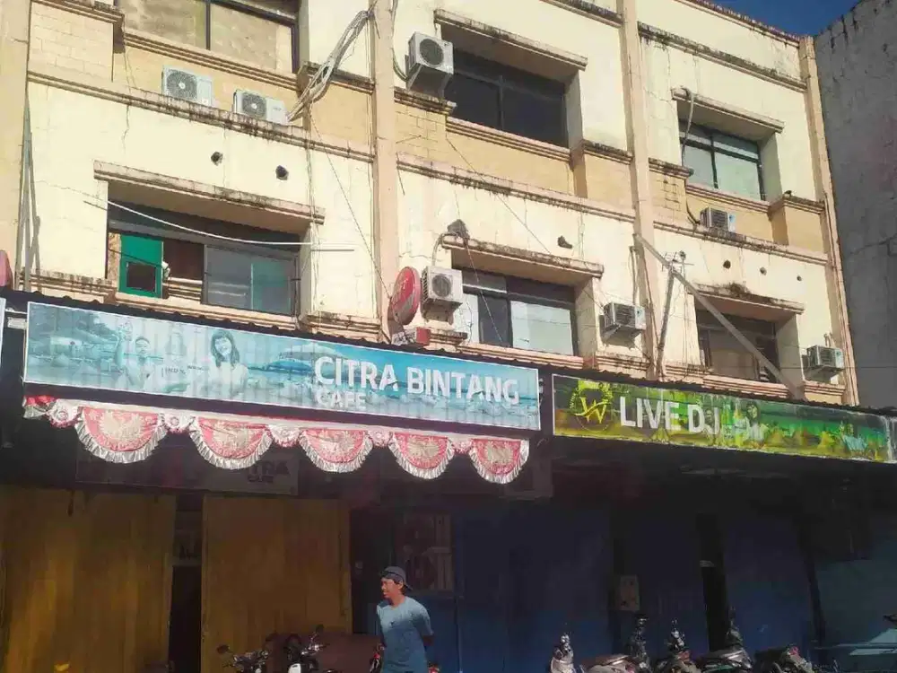 Jual Lelang 6 Petak Ruko Murah