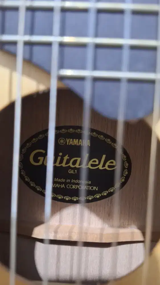 Gitarlele GL1 ori Yamaha