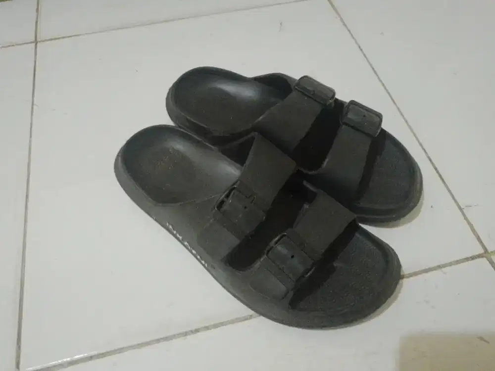 Sandal Casual Pria 2