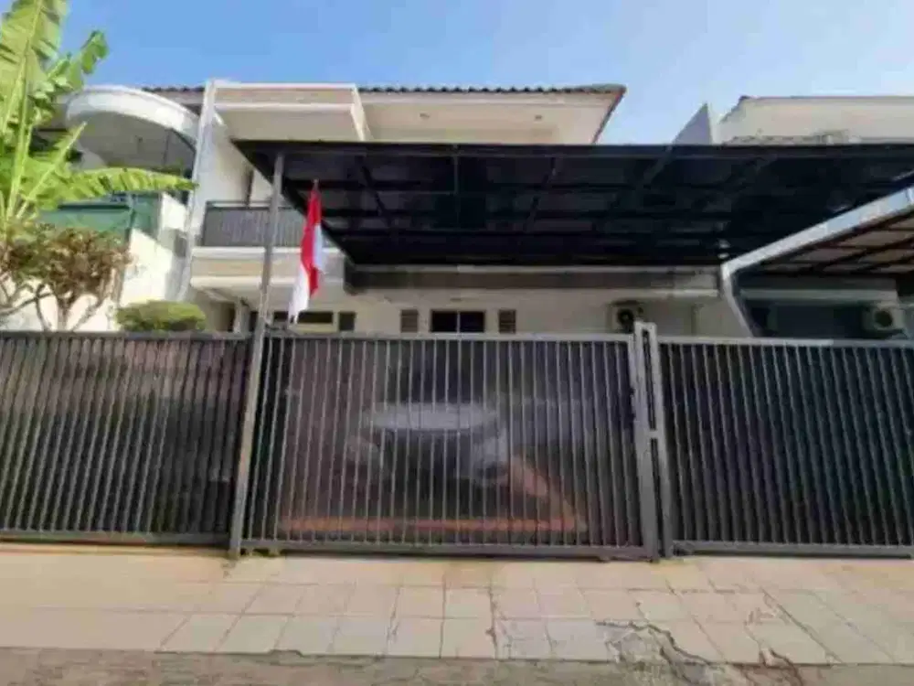 Rumah Tinggal Strategis di Taman Modern Cakung