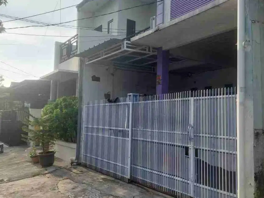 Rumah Siap Huni Semi Furnished  di Harapan Indah Bekasi