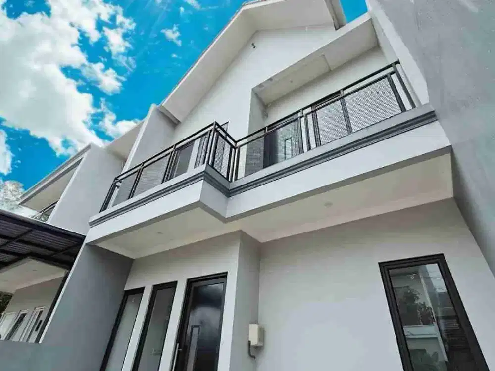 Dijual rumah cantik full renof, lingkungan amat, bisa KPR di Kencana Loka BSD,hanya 5 menit ke tol BSD & St Rawa Buntu