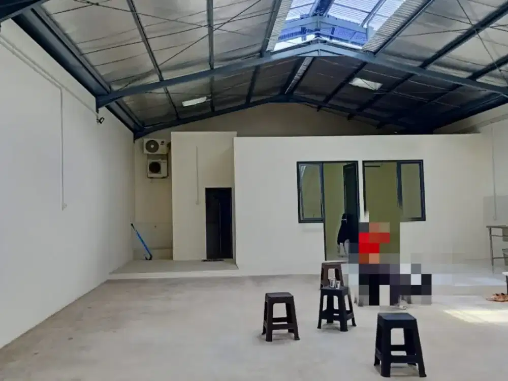 DIJUAL/DiSEWAKAN Gudang Baru & Bersih Jl Raya Kopo Katapang Bandung