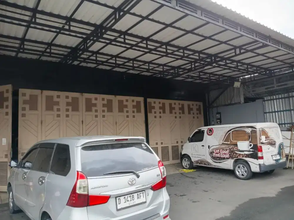 Super strategis bagus untuk kuliner F&B atau showroom