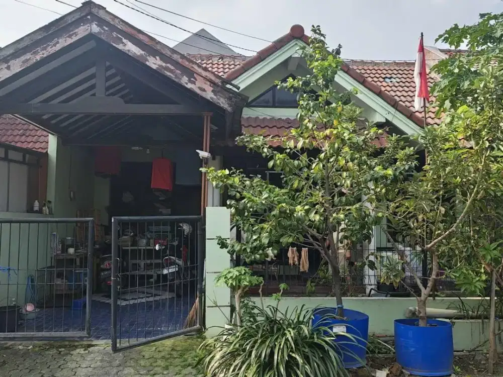 RUMAH SUTOREJO PRIMA, CARPORT 1, ROW 2 MOBIL