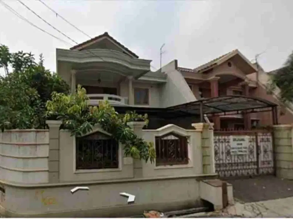 Rumah Luas HadapBarat di Komplek Pondok Bambu