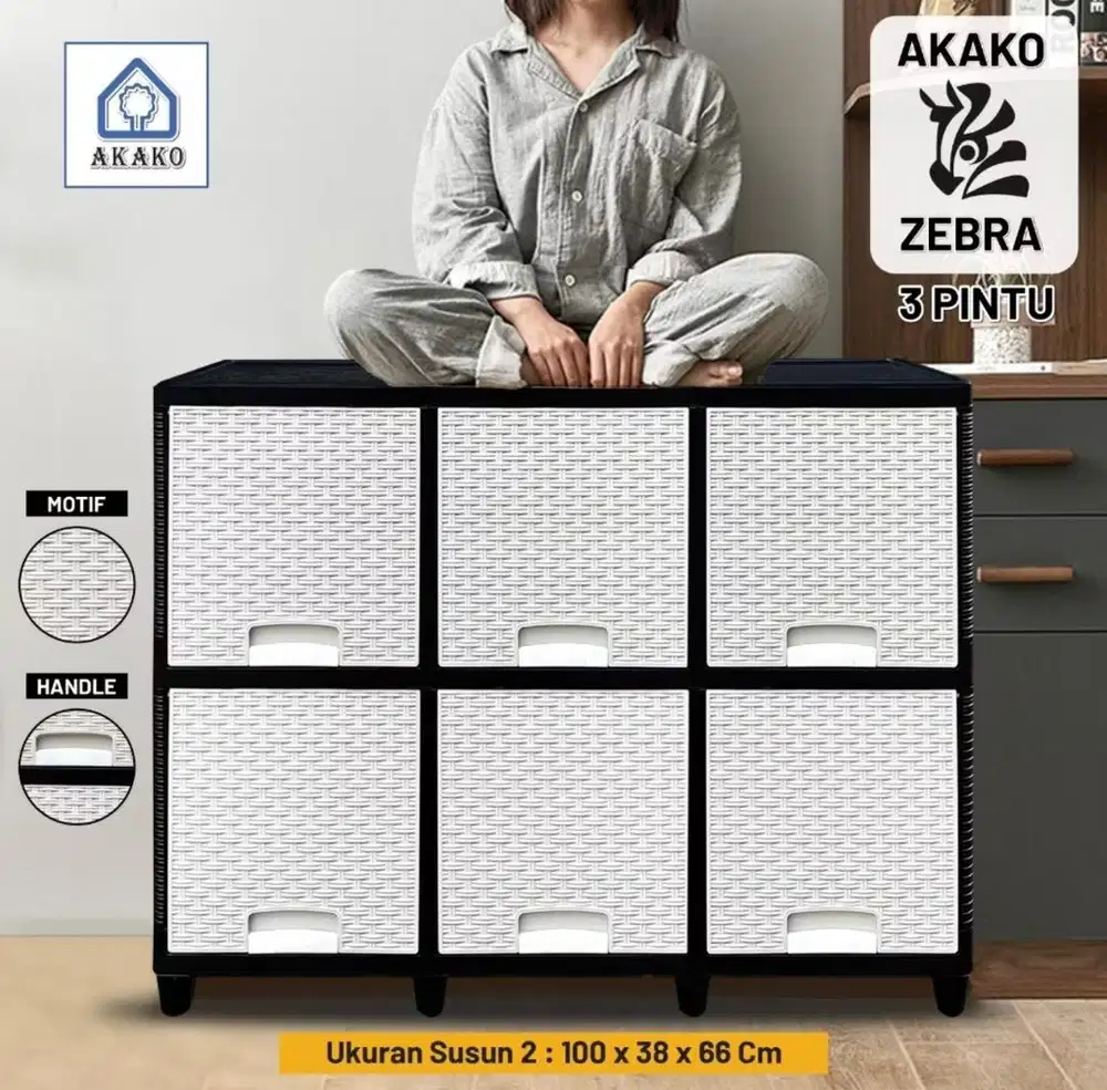 Lemari pakaian plastik merek AKAKO ZEBRA