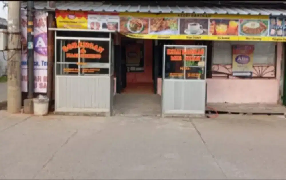 Di Sewakan Tempat Pangkas Rambut