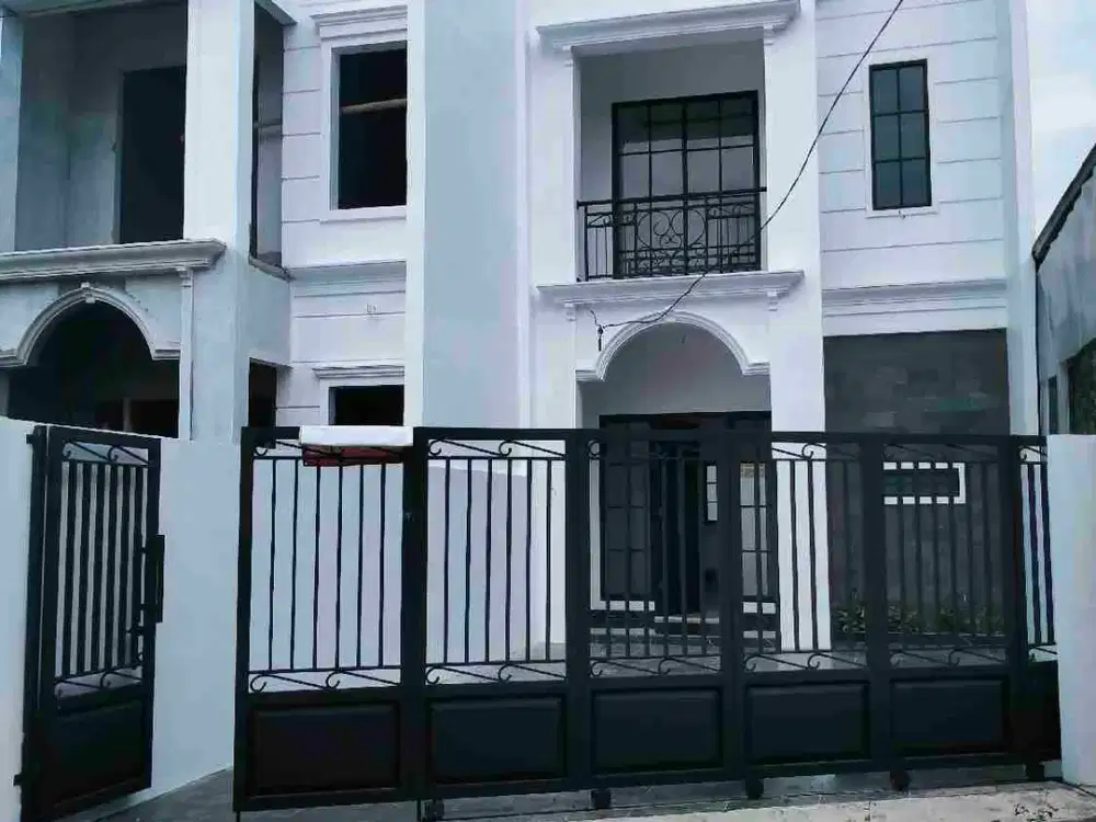 Rumah mewah 2 lantai cash dan KPR tersedia..