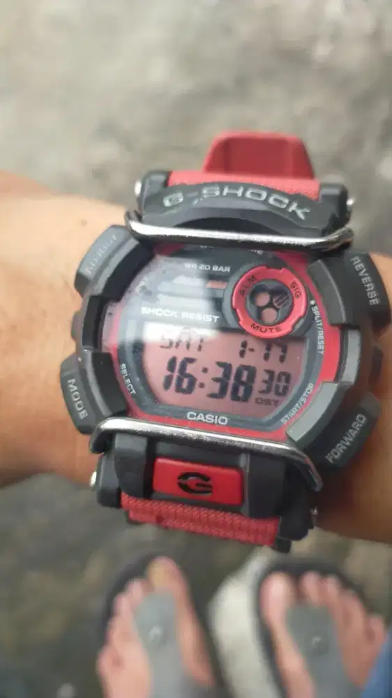 Di jual jam GSHOCK GD 400