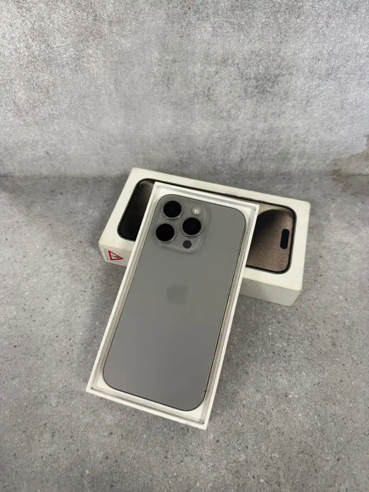iPhone 15pro 128 iBox