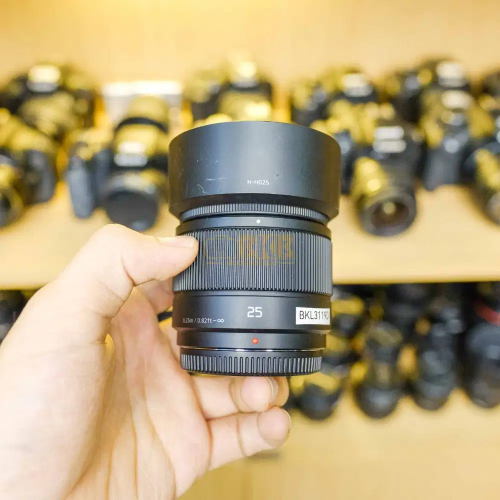Lensa Lumix 25mm 1.7 Fullset Mulus