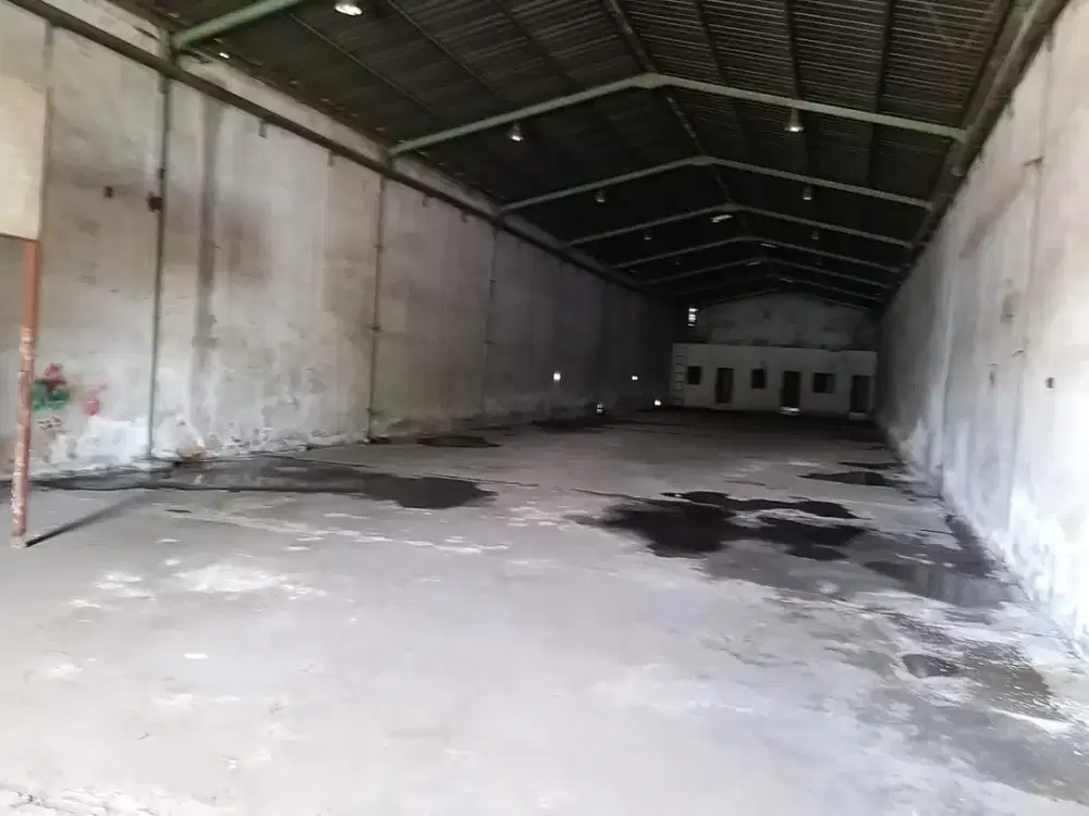 Dijual gudang margomulyo permai