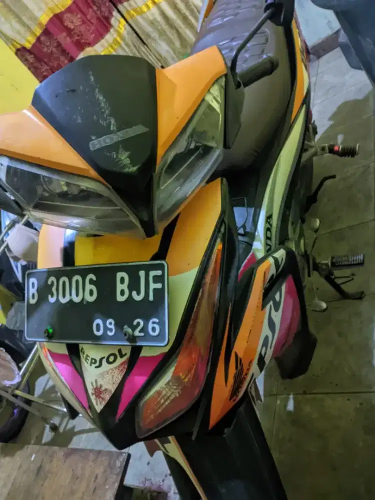 Honda Blade Repsol 2011