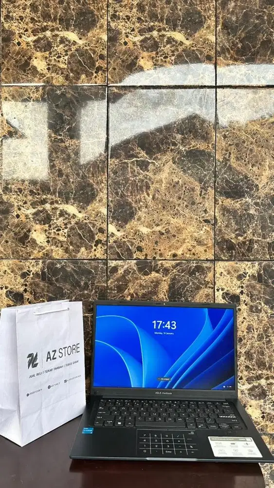 Asus Vivobook intelcore13 8/256Gb