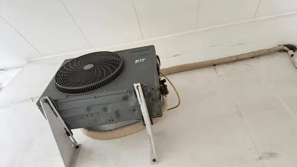 Ac panasonic 3/4 R32 rusak lengkap