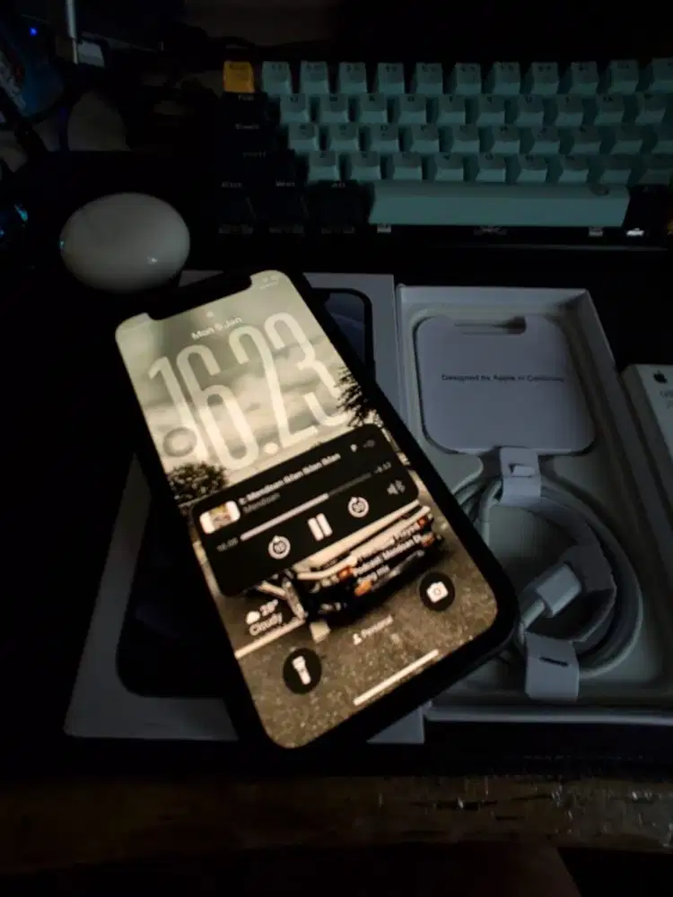 iPhone 12 Mini Inter Jepang