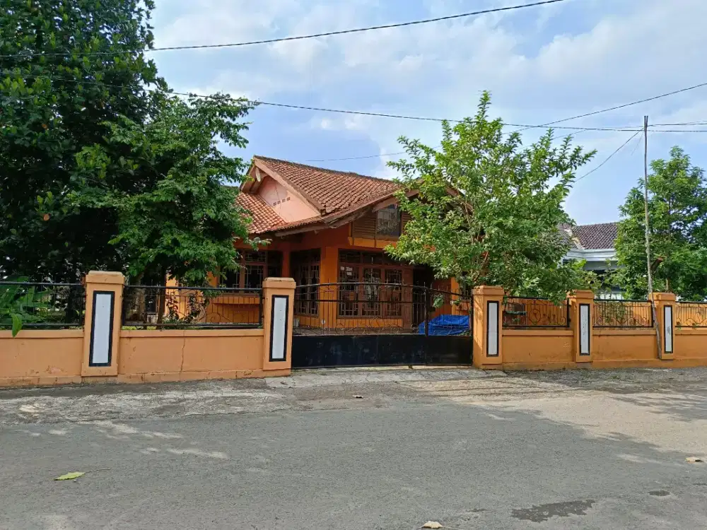 Jual rumah nyaman, asri siap huni di Banyuresmi, Situ Bagendit, Garut