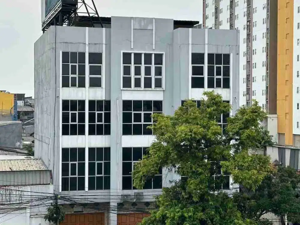 DIJUAL / DISEWAKAN LOKASI STRATEGIS GEDUNG LATUMENTEN