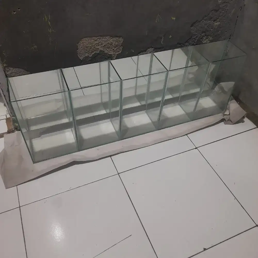 etalase display buah jus ukuran 100x15x35 5 kotak sekat