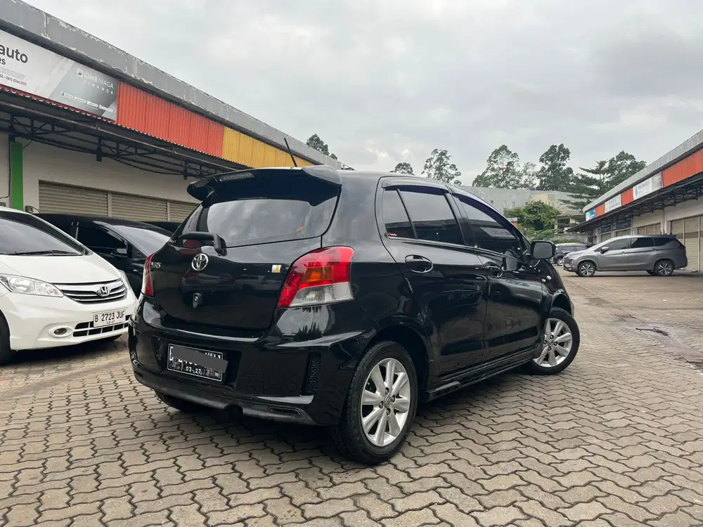 Toyota Yaris 2012 Bensin