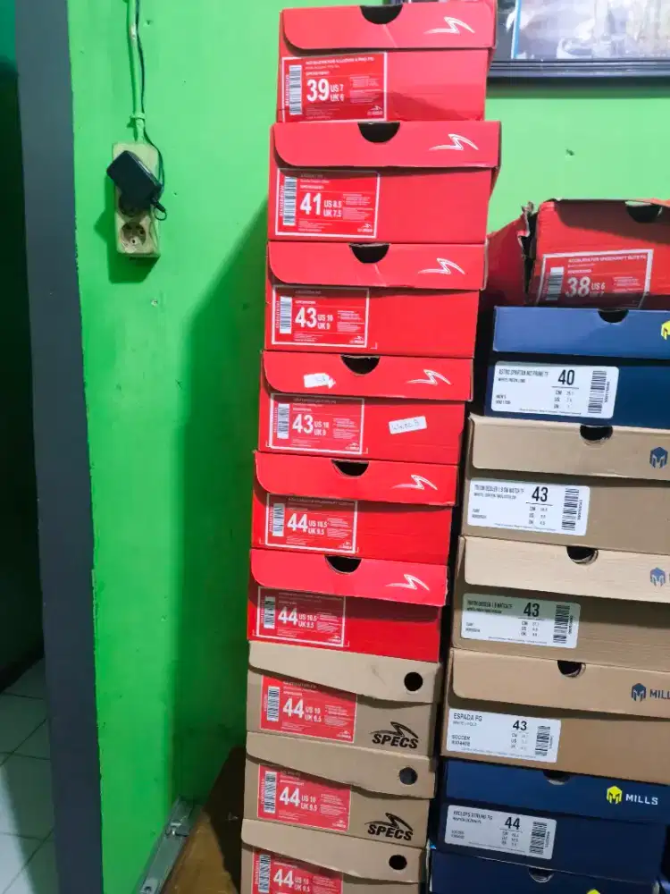 SEPATU BOLA SPECS ORIGINAL