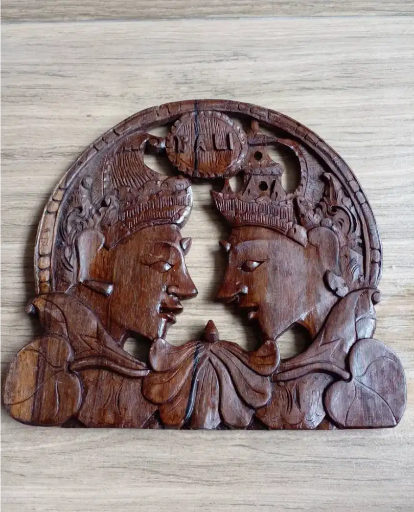 Pajangan Kayu Hiasan Dinding