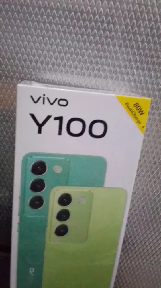 Vivo y100 8/128