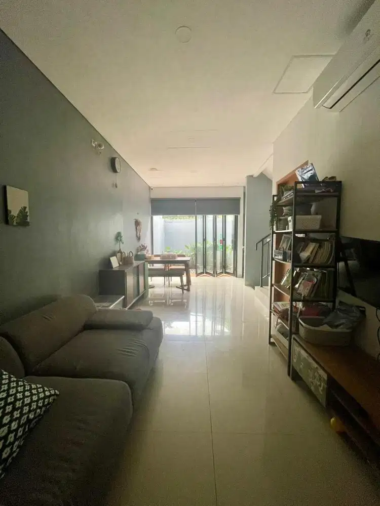 Dijual cepat utk pelunasan haji dekat UI margonda kelapa dua