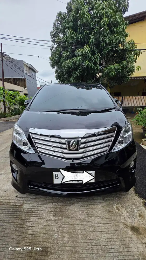 Toyota Alphard 2011 Bensin