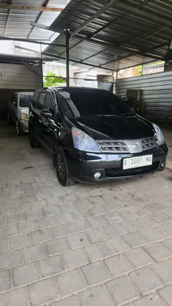 Murah.!!Nissan Grand Livina XV mt 2008