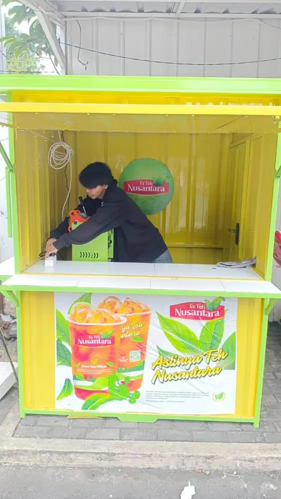 Dijual booth usaha baru banget berikut perlengkapan