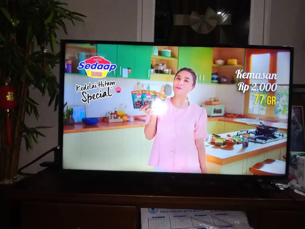 TOSHIBA LED 43 inchi