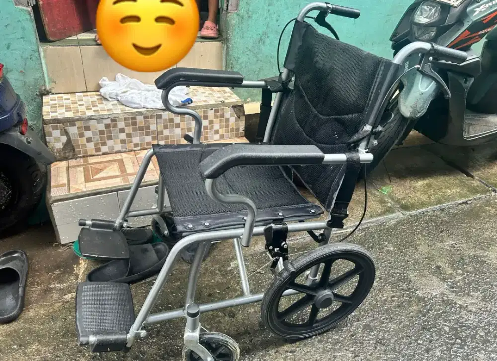 Kursi Roda Lipat 16 Inchi