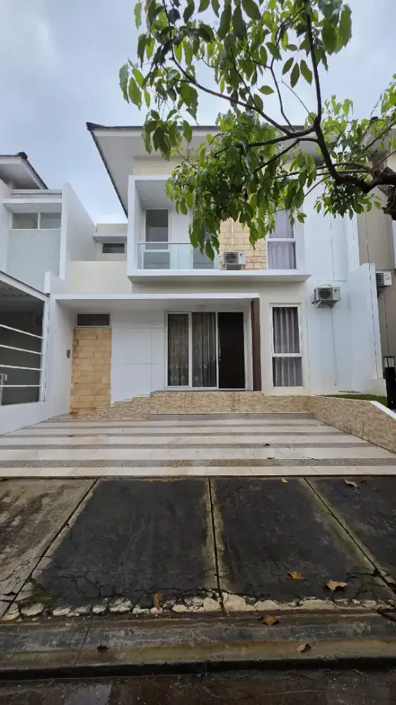 Dijual Rumah Bagus Full Furnished di Ivy Park Citraland Bsb City