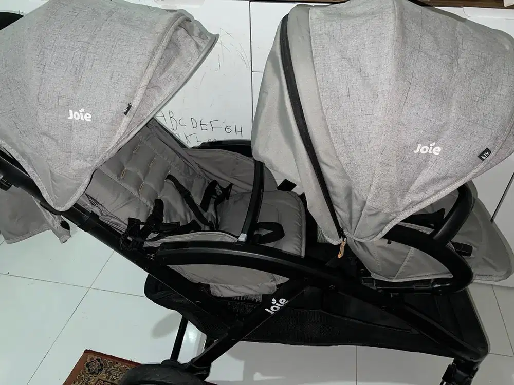 Preloved stroller joie