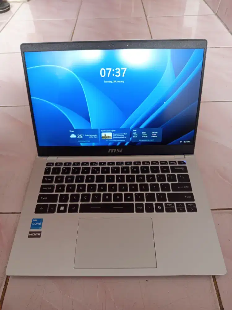 Dijual Laptop MSI Core i3 Gen 12 Mulus Siap Pakai
