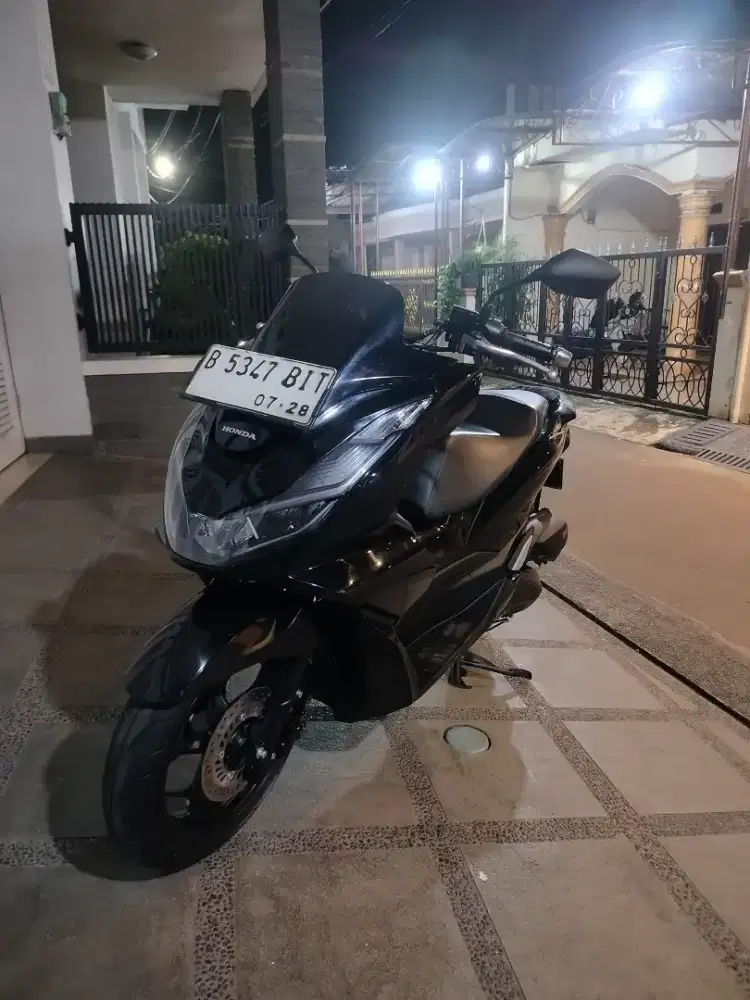 Honda PCX CBS tahun 2023