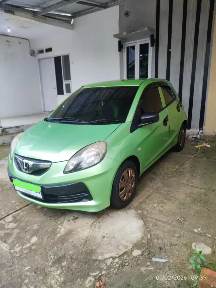Brio CBU tipe S Manual 1300cc Hijau