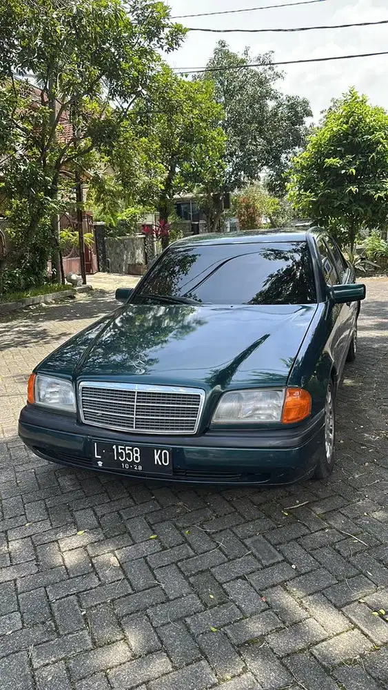 Mercedezbenz C180 kemewahan dalam kemurahan